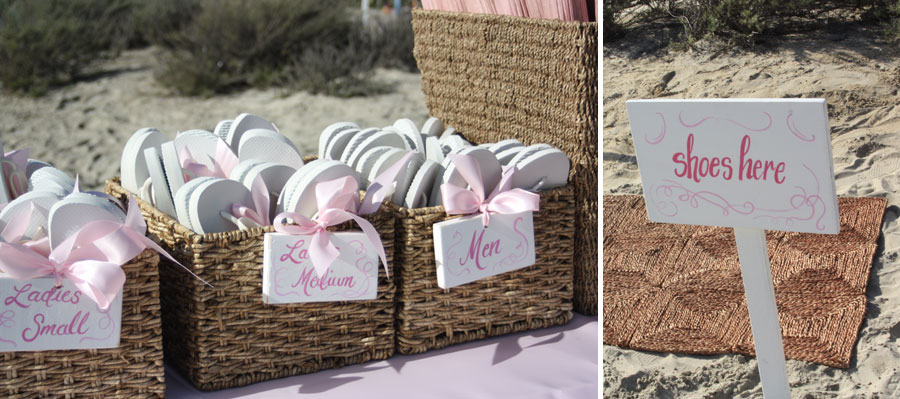 wedding-signs-on-beach