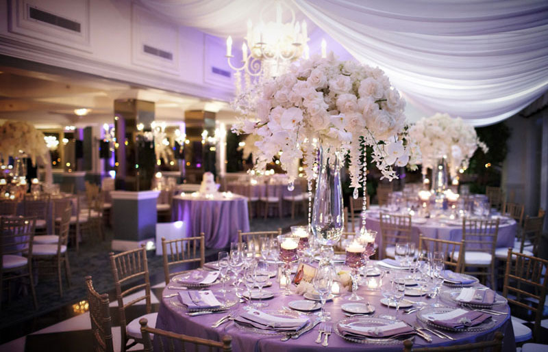 la_valencia_hotel_lajolla_wedding_verandah_terrace_chandelier
