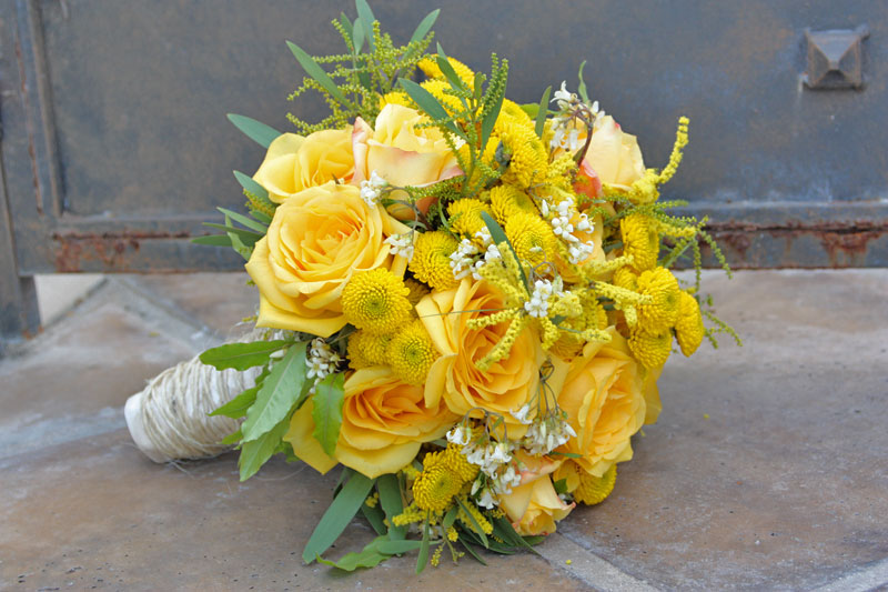 rustic-yellow-bridal-bouquet2